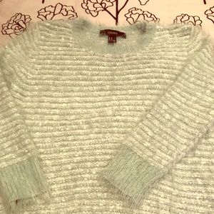 Seafoam fuzzy sweater 💚
